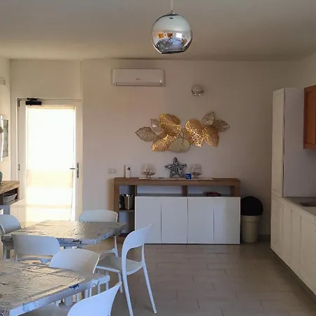Al Mare Da Francesca Gasthof Olbia