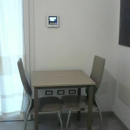 Al Mare Da Francesca بيت ضيافة 3*