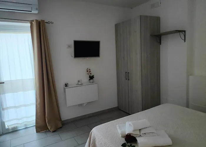 Al Mare Da Francesca Casa de hóspedes 3*