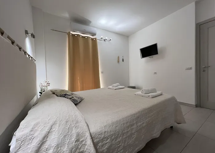 Al Mare Da Francesca Casa de hóspedes Olbia