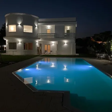 Πανσιόν Al Mare Da Francesca 3*